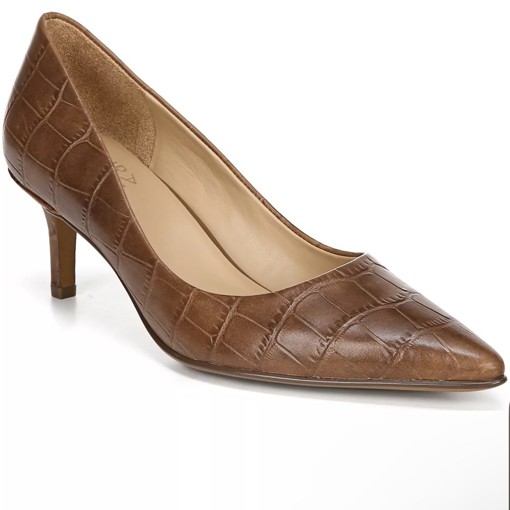 Naturalizer Everly Pumps